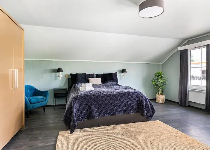 Storebaug Hotell & Kro